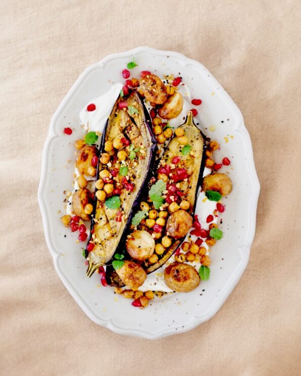 Bagt aubergine med feta-hytteostcreme