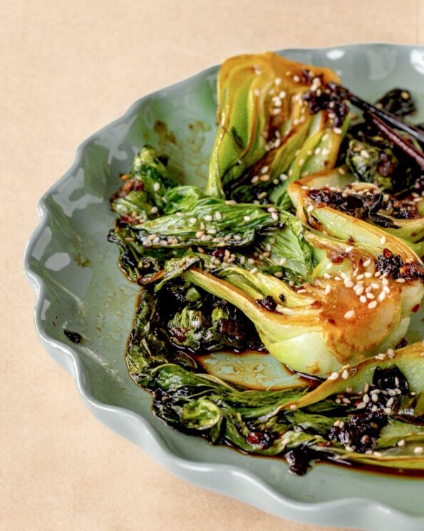 Stegt pak choi med asiatisk dressing