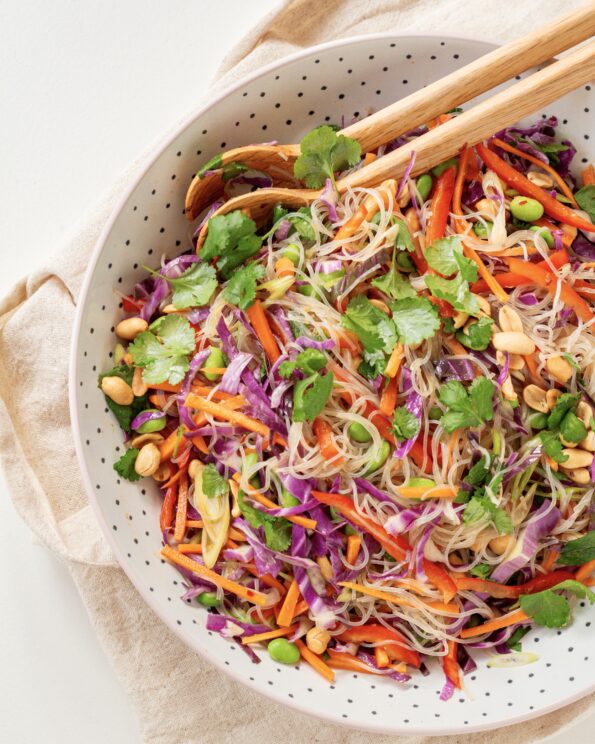 Glasnudelsalat med soya-misodressing