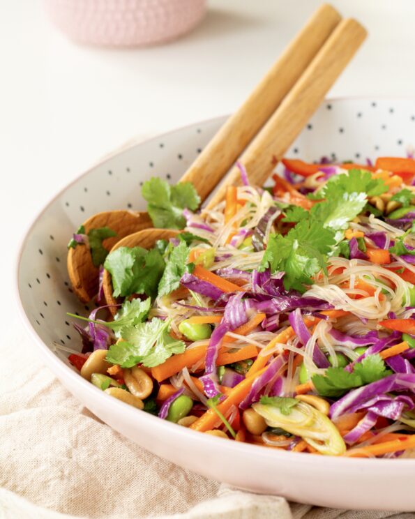 Glasnudelsalat med soya-misodressing